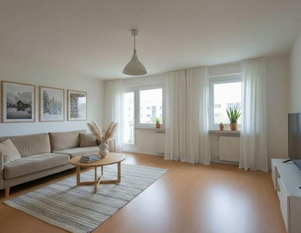 großzügig geschnittene 2-Raum-Wohnung mit Südbalkon, EBK + 30 m² Wohnzimmer! - Photo 1