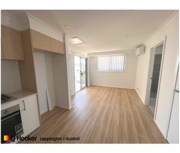 FONZI FLAT | MOVE RIGHT IN - Photo 5