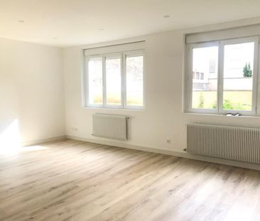 Location Appartement 2 pièces 70m² - Photo 6