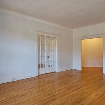 3 CH - 1 SDB - Montréal - $2,200 /mo - Photo 3