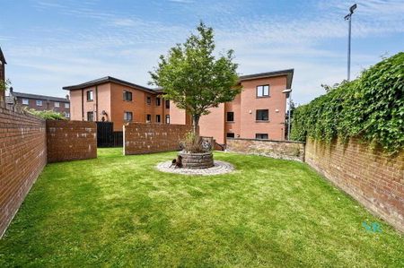 Apt 5, 39 Dundela Crescent, Belfast, BT4 3BN - Photo 3