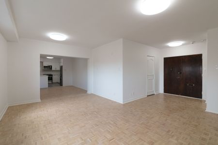 4555 Bonavista Avenue - Photo 2