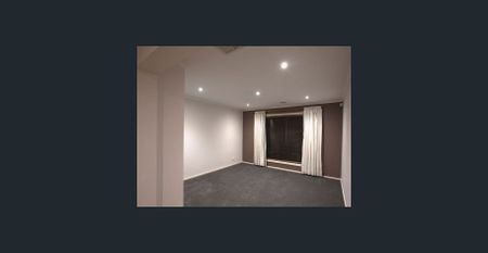 Modern Family Home in Narre Warren South - Photo 2