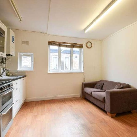 Cannon Hill Lane, London, SW20 - Photo 1