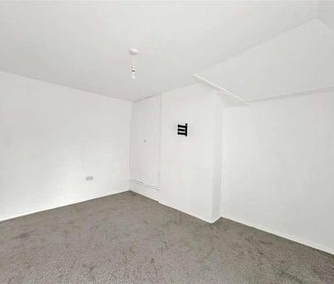 Leverhulme Avenue, Bolton, BL3 - Photo 6