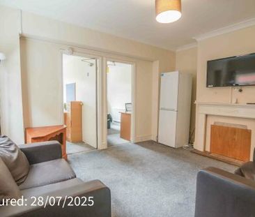 22 Tuke Avenue - Photo 1