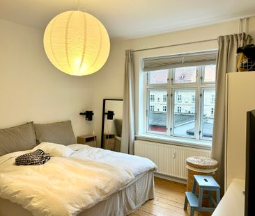 Rummelig og superflot 3 værelses lejlighed på attraktiv beliggenhed... - Foto 6