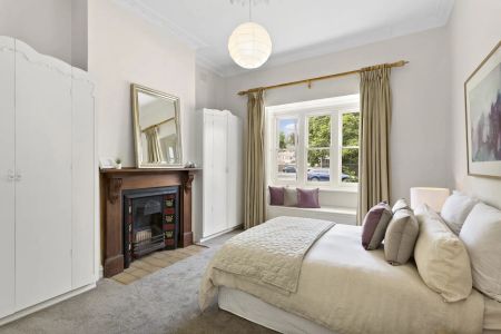 A double-fronted charmer - Photo 4