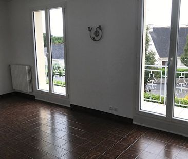 Location maison à Landivisiau, 6 pièces 110.9m² - Photo 2