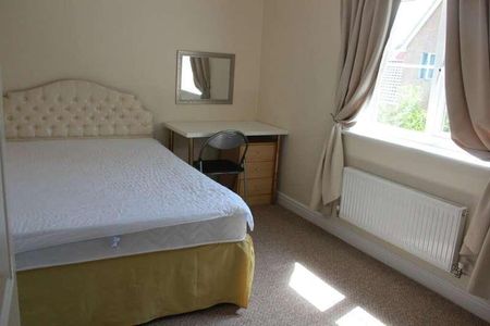 Roe Drive, Norwich, Norwich, NR5 - Photo 3