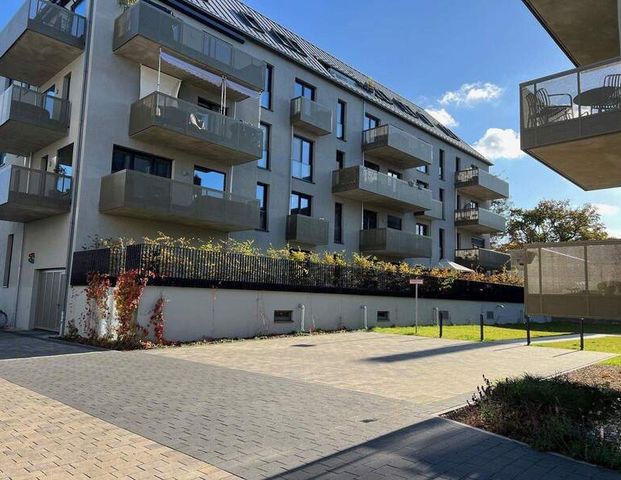 Erstbezug- traumhafte 3- Zi/Whg/Erstbezug/Gartenanteil/ Terrasse/ EBK - Photo 1