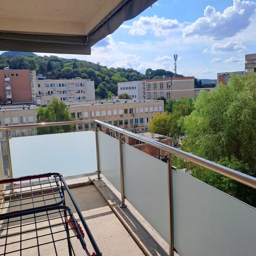 Apartament 2 camere Judetean-Privilegio,mobilat-utilat,530 Euro - Photo 1