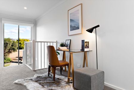 3 Bedroom Townhouse, In The Perfect Location, The Perfect Property - Photo 4