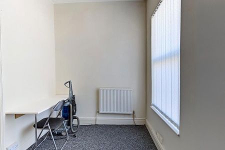 3 bedroom house to rent - Photo 3