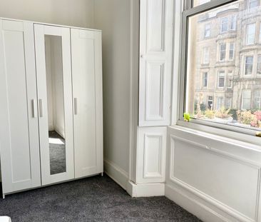 2 Bed Flat, Montgomery Street, EH7 - Photo 2