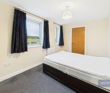 2 bedroom Flat To Let Total Size: 722 SQ FT - Photo 5