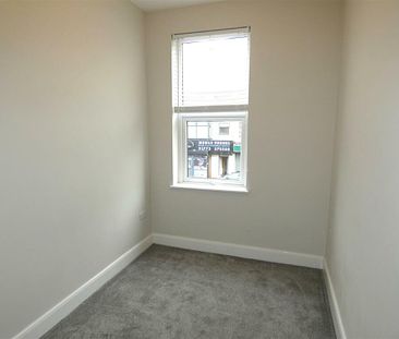 2 Bedroom Flat to Rent in Preston - Photo 3