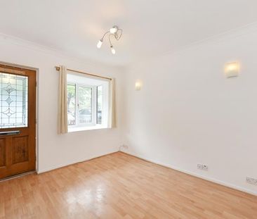 1 bedroom end of terrace house to rent - Photo 2