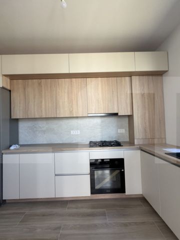 Casa de inchiriat- 4 camere - doua băi-prima inchiriere - Photo 5