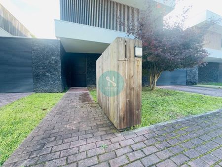 3 room luxury Semidetached House for rent in Braga, Portugal - Photo 5