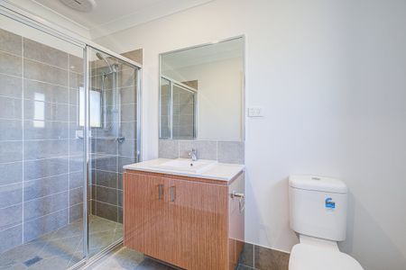 Perfect Family Home - Surrounded by Park and Bushland! - Photo 5