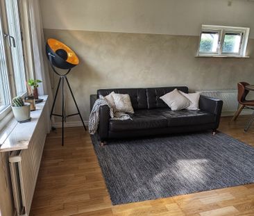 Själlandsgatan, Kista - Photo 1