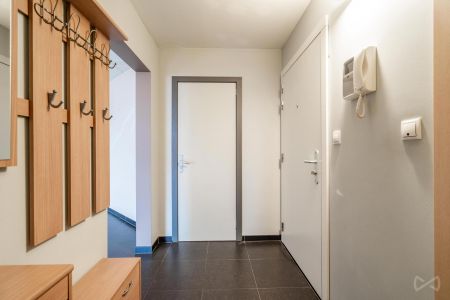 Penthouse met drie slaapkamers in Nivelles - Photo 4