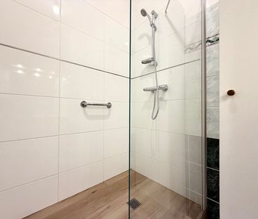 T4 - SQUARE DU COMMANDANT L'HERMINIER - 82.46 m² - Photo 3