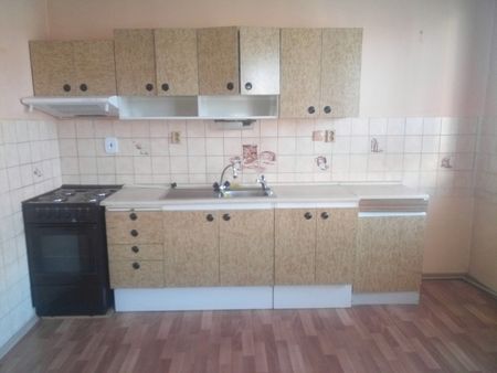 Pronájem domu 100 m² s pozemkem 422 m² - Fotografie 3
