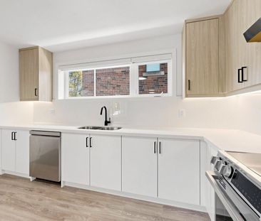 For Lease - 655 O'connor Drive Unit# Main Floor, Toronto, Ontario - Photo 5