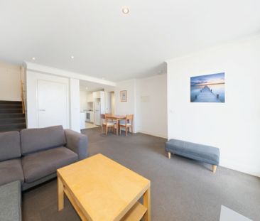 Fully Furnished And Equipped - Photo 2