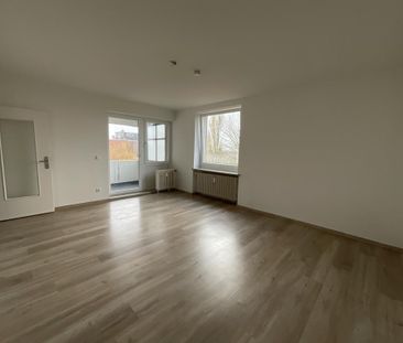 2-Zimmer-Wohnung mit Balkon in Wilhelmshaven-Wiesenhof mieten - Photo 1