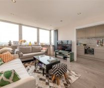 2 bed Apartment for Rent - Photo 5