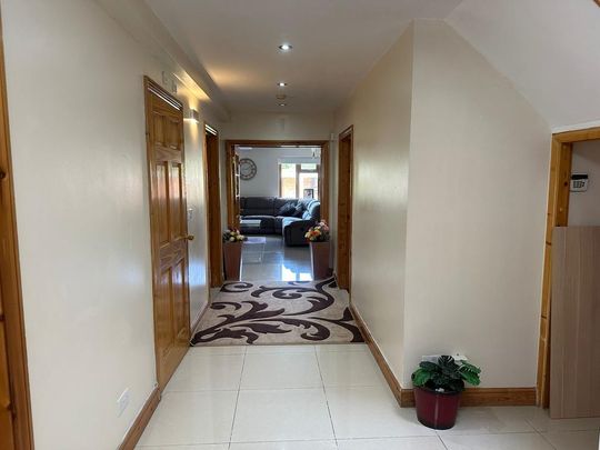 5 bedroom detached house to rent - Photo 1