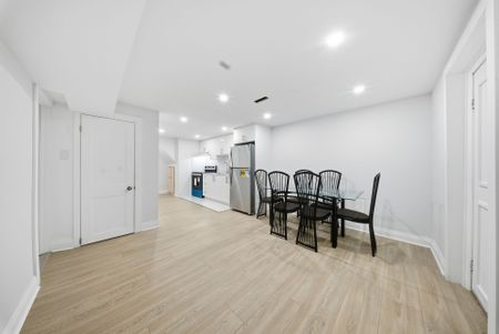 For Lease - 32 Forge Drive, Toronto, Ontario - Photo 4