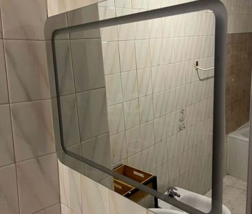 León, Castile and León 24001 - Photo 5