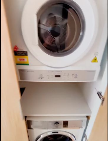 2 Beds 1 Bath - Photo 2