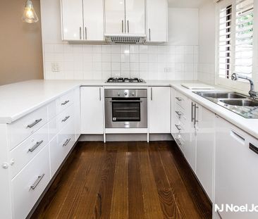 10 Kalonga Road, BALWYN NORTH - Photo 1