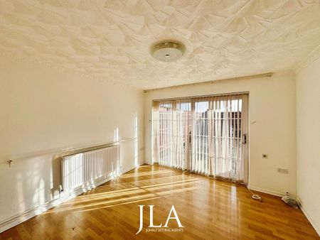 3 bedroom terraced house to rent - Photo 2