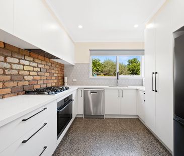 Chic Simplicity – Modern Living Made Easy - Photo 6