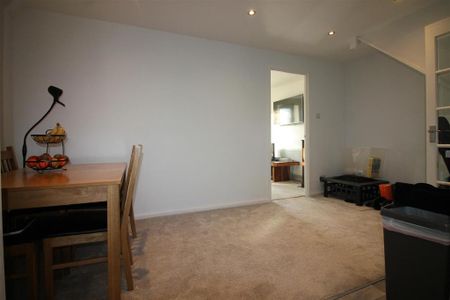 3 bedroom house to rent - Photo 2