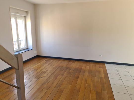Location Appartement 3 pièces 45m² LE CREUSOT 71200 - Photo 1