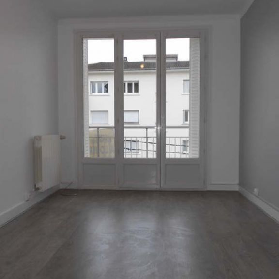 Location Appartement 3 pièces 61m² BESANCON 25000 - Photo 1