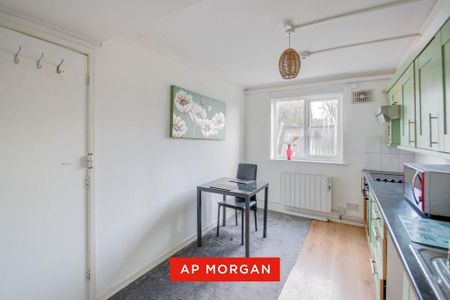 1 bedroom apartment to rent - Photo 2