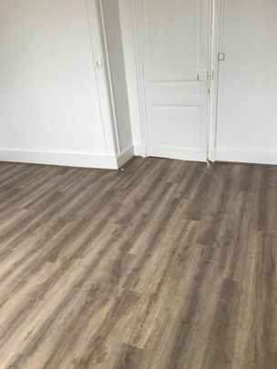 Location Appartement 4 pièces 79m² DECINES CHARPIEU 69150 - Photo 1