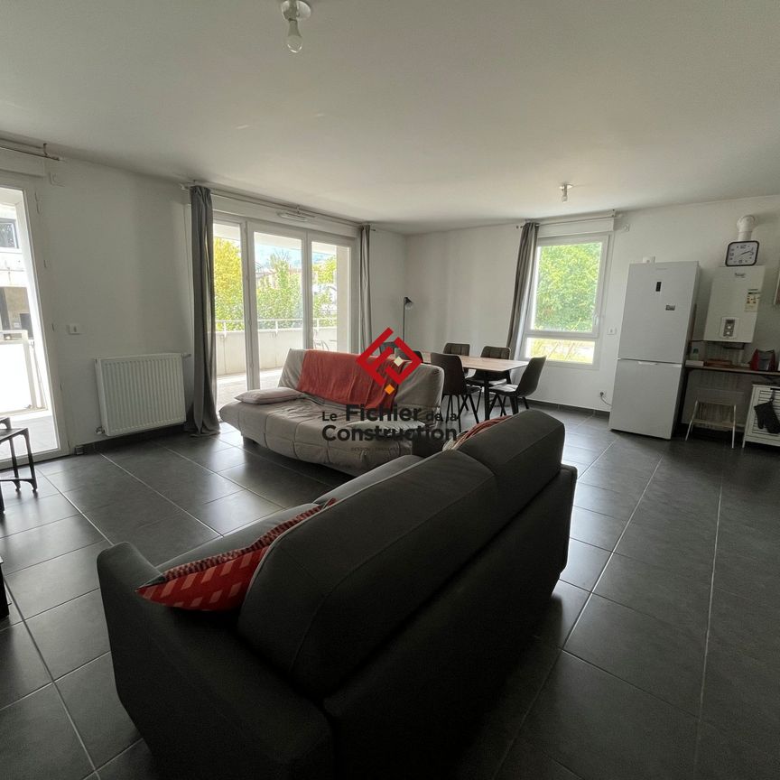Location Appartement 3 pièces 74m² MEYLAN 38240 - Photo 1