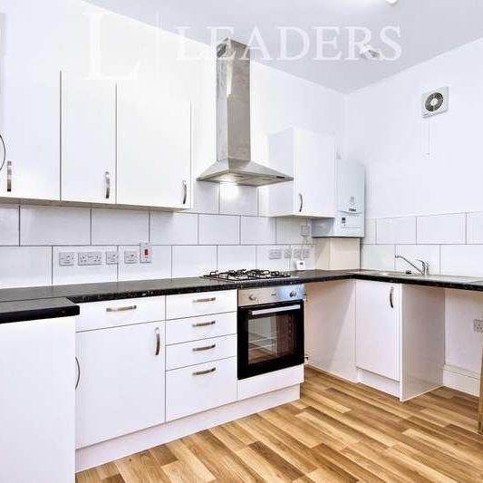 Fairfax Drive, Westcliff-on-sea, SS0 - Photo 1