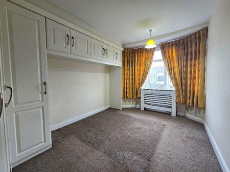 3 Bed Semi-detached house For Rent - Photo 3