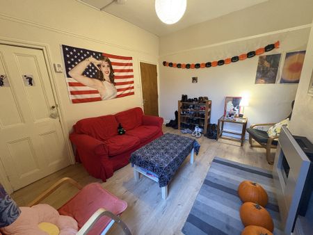 Neville Street, The Groves - P10976 - Photo 2