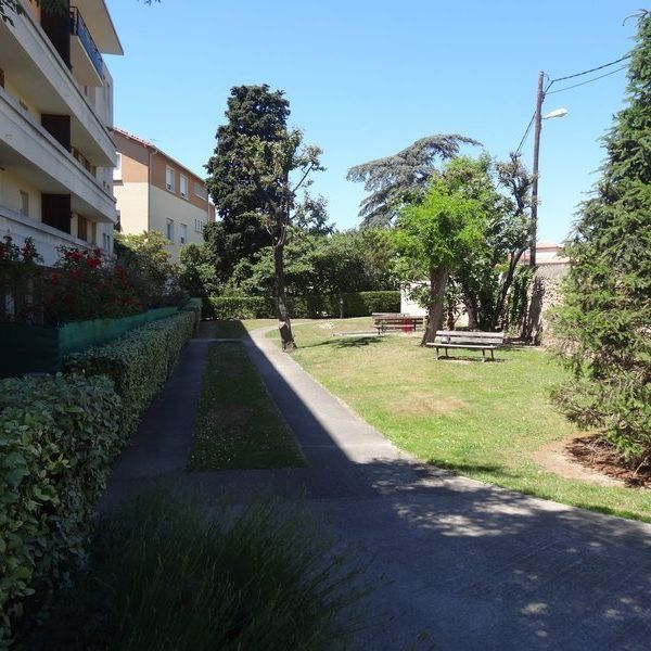 T2 - Photo 1